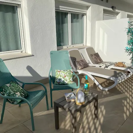 Bamblue Boutique Aparthotel 3*